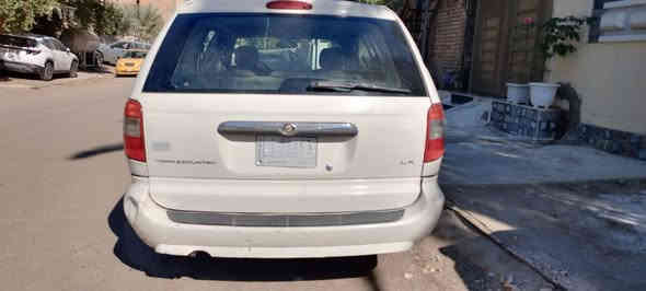 السلام عليكم ورحمه الله
دوج كرايسلر 2007 للبيع جديده بدون صبغ محرك جديد حاويه السياره طويله
كشنات بلع حته الدعاميات بدون صبغ 
كتلوكات الشركه موجود بيهه السياره عدنه استوردناه من 2008 احنه جايبيه
ارقام انكليزي 
السعر 69 ورقه بيها مجال بسيط جدا 
العنوان بغداد الشعب
***********
