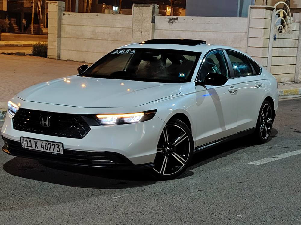 اكورد ٢٠٢٤ فووول حادثها مرفق مع الصور بدون ايرباك مكفوله لغد شاصي السياره جديده وبيها قطعه كلير جاملغ خلفي  مجرد شخط ومسوي كلير مكان السياره الفلوجه  *********** الفلوجة, الأنبار
