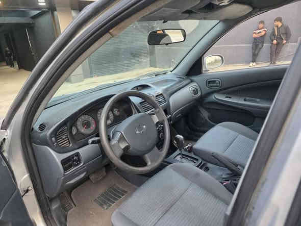 سامسۆنگ 2009
بڕاوەی دوبەی
ڕەنگی سلڤەر ئۆتۆماتیک
کامل کامل مەسرەف کراوە
پێشو دوا کەپس
سەقفی بەشەرت
گێڕو مەکینە بەشەرت
ساردو گەرم بەشەرت
جامی هەڵیراوە

 سیعری/// 41 گەڵاقوفڵی

شوێن///هەڵەبجەی شەهید

*********** حلبجة
