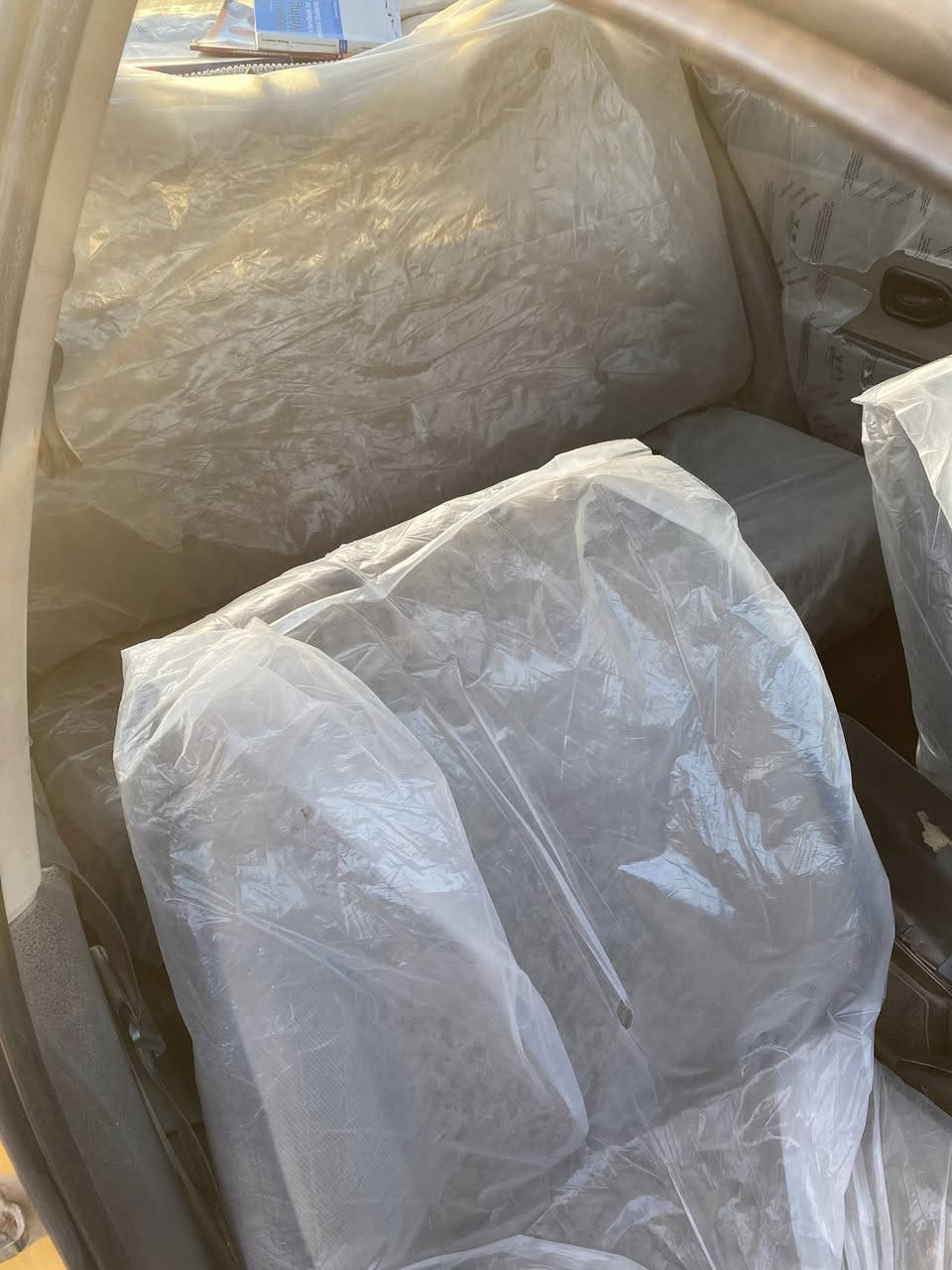 السلام عليكم
سمند 2010للبيع 
رقم مثنى انكليزي 
سنويه جديده 
تخم تاير 
مكينه جديده هستوه مشدوده 
كير مكفول 
كهربائيات كلها شغاله 
كيجات كلها شغاله 
داخلها كلش نضيف
السعر خاص 
المكان الديوانيه الحمزه الشرقي


**إذا كنت صاحب هذا الإعلان وتريد حذفه لأي سبب، رجاءا أرسل رسالة إلى الدعم الفني**