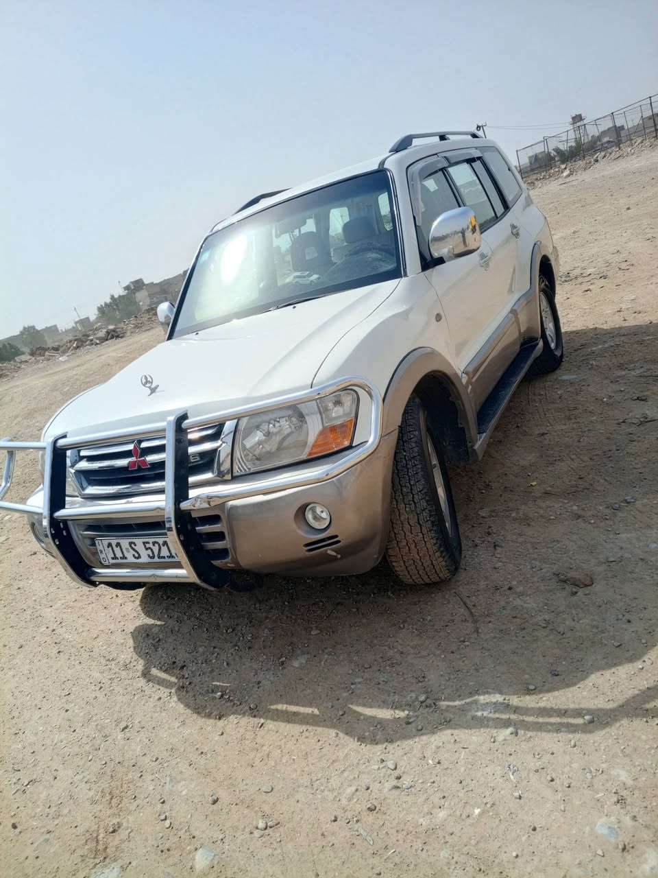 سلام عليكم سياره باجيرو لل بيع 2007 سياره نضيفه وحلوه وبيها مكينه وكير تشك الكاع السياره بسم والدي  رقم بغداد الجديد  سياره بيها طخات بصيطه سعرها  105 وبيها مجال  رقم *********** بي واتساب مكان بغداد
