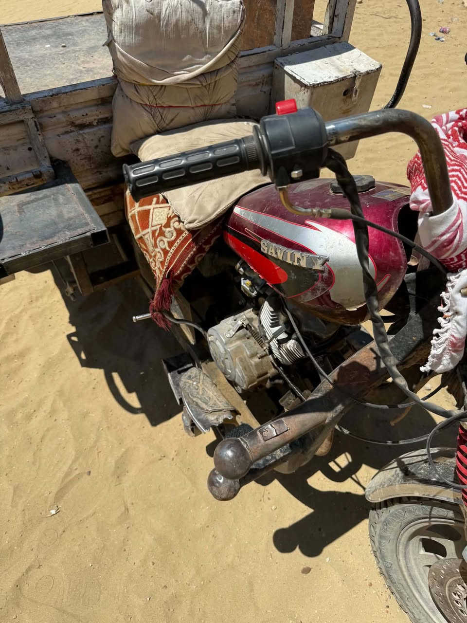 السلام عليكم ورحمة الله وبركاته ستوته للبيع  مجفته جديد دشبول دبلات جدد كاردن جديد بدي جديد تايرات جدد بس تشغل وتمشي. سعرهه 650 الف. للاستفسار الرقم‏‪***********‬‏ مكاني راوه
