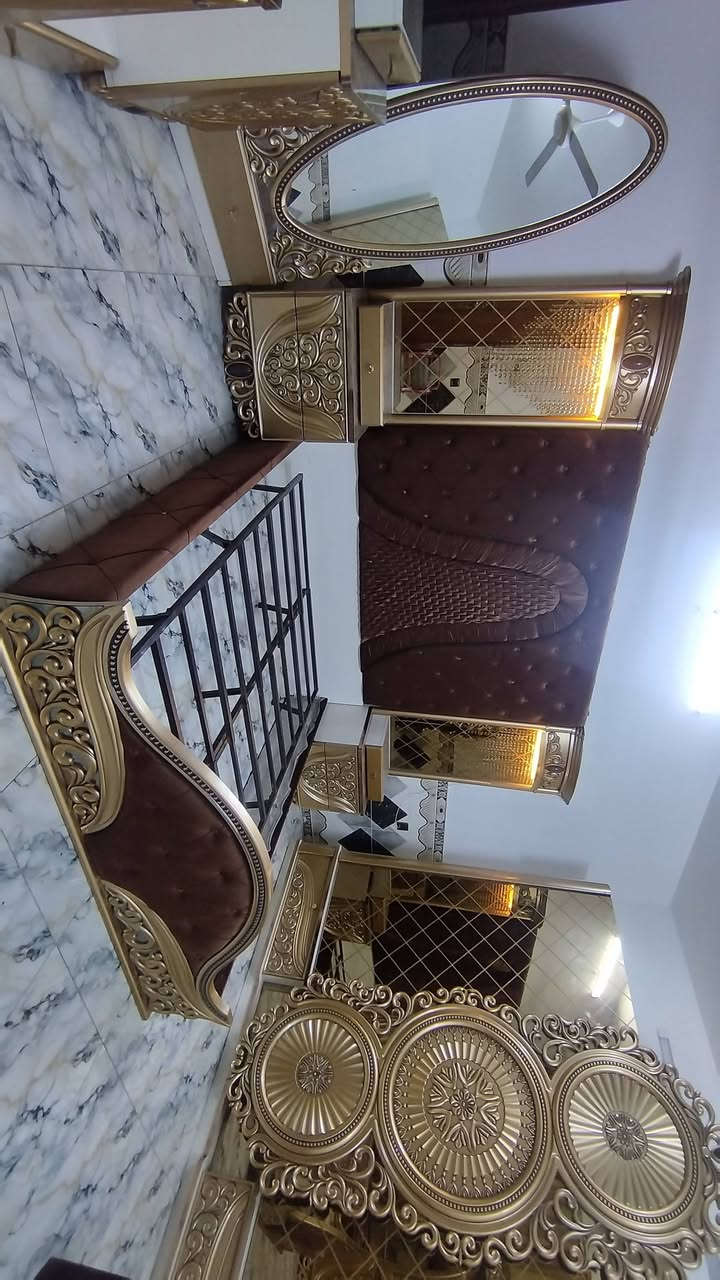 غرفه ملكيه للبيع الغرفه نظيفه نظافتها 100% كلش ضخمه على موت الشيله استفسار على رقم التليفون ‏‪0771 117 4790‬‏
