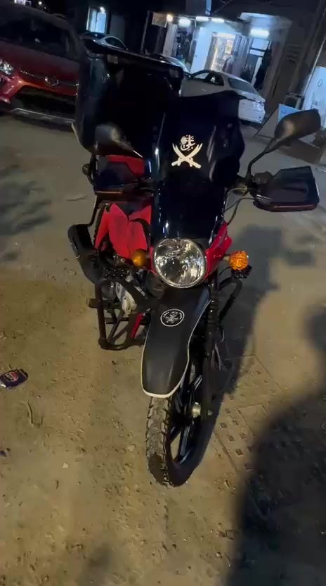 سلام عليكم
بوكسر للبيع 
موديل ٢٢ شكل ٢٣ 
كبل انكر سلف واطلع للشغل 
اوراق كامله شرط الترقيم 
دهن امزويل كل اسبوع 
شادلها شغلات 
١كشافات خارجيه 
٢ يدات هوائيه دبل اشارع 
٣ جامه خارجيه 
٤ درع اتريد هاذ الي عليها تريد البلادي موجود 
سعرها 1600 مليون وستميه وبيها مجال 
متواجد اتصال و واتساب 
***********
