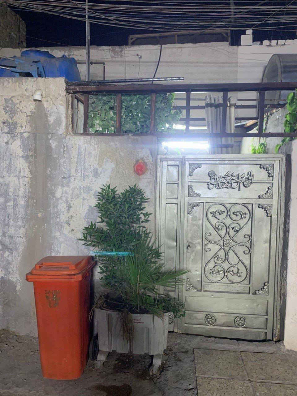 بيت للبيع حي طارق ورة معمل الغاز المساحة 107 رقم ***********
