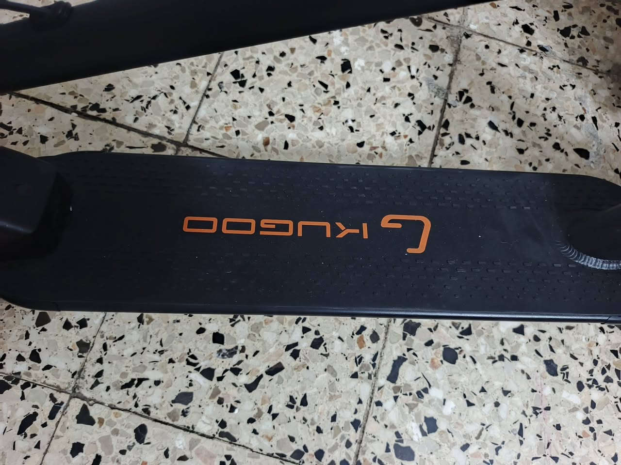 سكوتر جديد غير مستخدم ضمان بطاريه ست شهور تاير نفخ بلوتوث مع برنامج للجهاز جديد السعر 300
قفل *********** اليرموك
