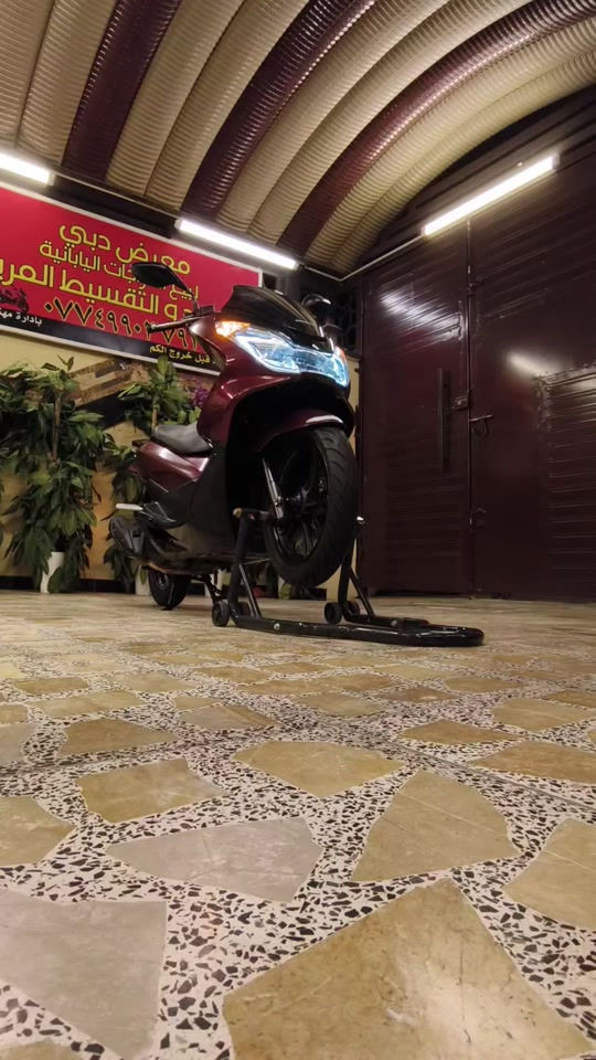 للبيع ( PCX) الجيل الثاني ( ياباني) للاستفسار/***********/ حاوية رمبة مكفولة كفالة عامة من معرض دبي لبيع الدراجات اليابانية والكهربائية الاعضمية قبل خروج الكم بإدارة مهند الدبي
