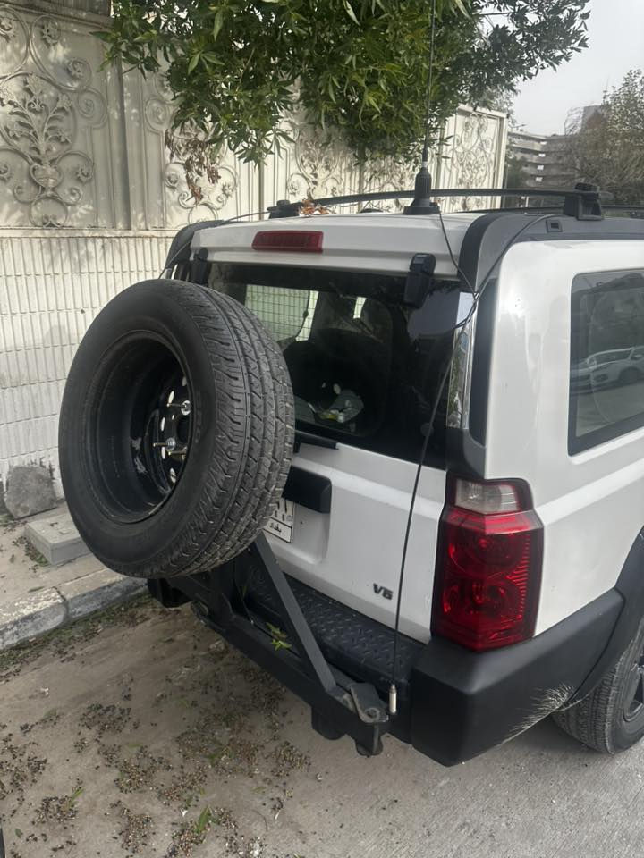 حامل سبير للبيع يكعد بل عربانة برغي ونت ووياة كفر للسبير 
السعر ٢٠٠$
للاستفسار***********
