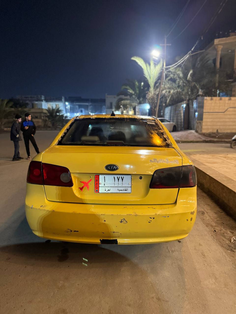 السلام عليكم
  للبيع اوبتما 2007امريكي سياره جاهزه مكينه2400 وكير جديد وحداديه جديده تخم تاير جديد  كهربائية جاهزه  مصفره هيه وغرمات  السياره بيها #كصت_قماره  فقط عرگجين مبدل بيها تكم مكفولات من الگص 
#السعر 69 وبيها مجال 
#السياره_مكانها_سماوه ***********
