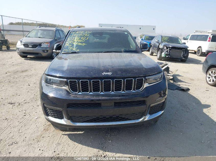 جيب كراند شيروكي حاليا بالميناء تدخل باسم المشتري او بكتاب شهداء السعر ١٧٥ على وضعها
***********
***********
