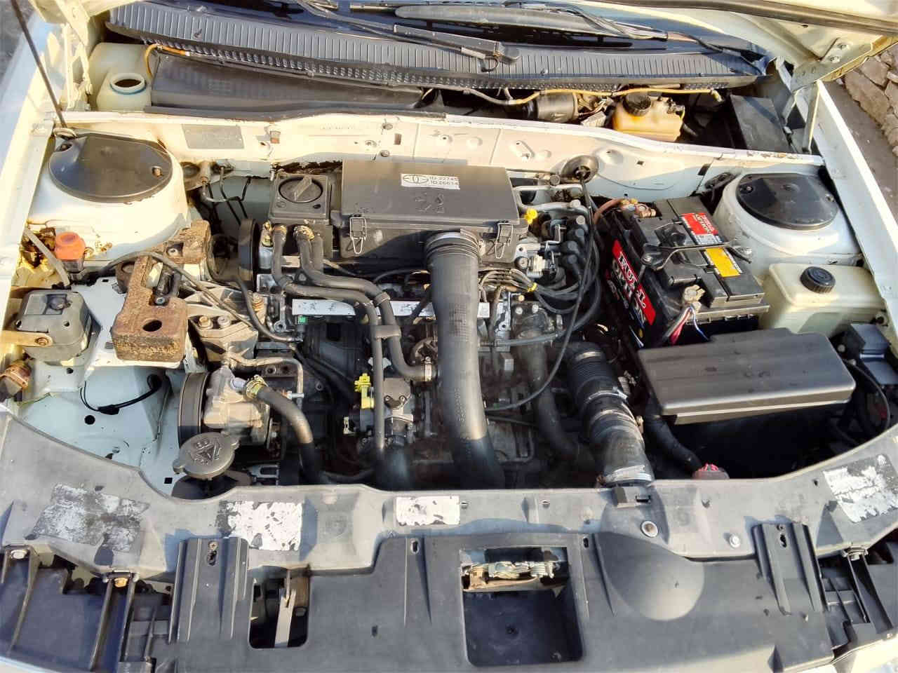 السلام عليكم 
سمند للبيع سيارة جاهزة من كلشي گير ومحرك وحداديه شرط تبريد وي السويج شاشه جديد تخم تاير جديد
السعر 36 وبيها مجال 
الرقم قادسيه انكليزي بسمي مداور ثاني يوم 
التفاصيل.‏‪***********‬‏
ملاحظة غير متواجد ع الفيس حمزة, القادسية
