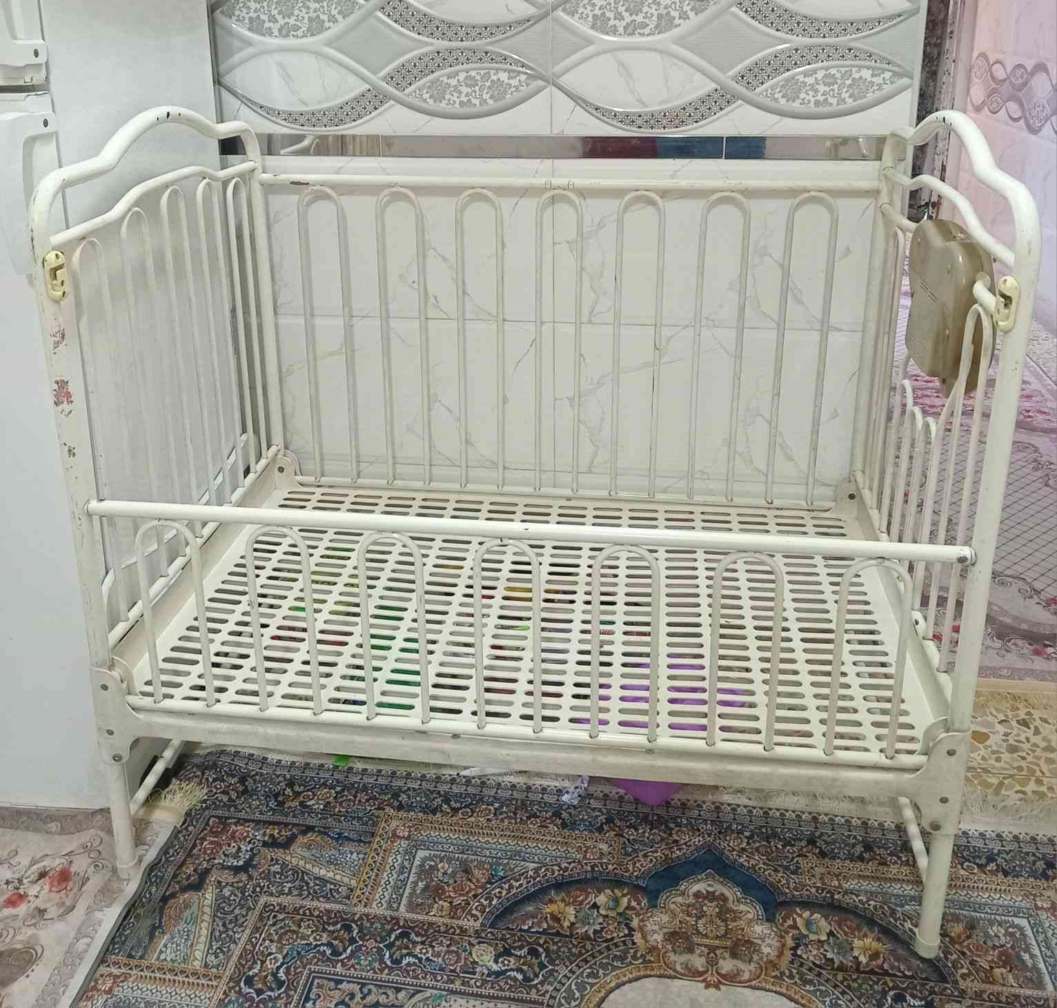 اغراض للبيع مكاني جكوك قريب على الكاظمية ***********
