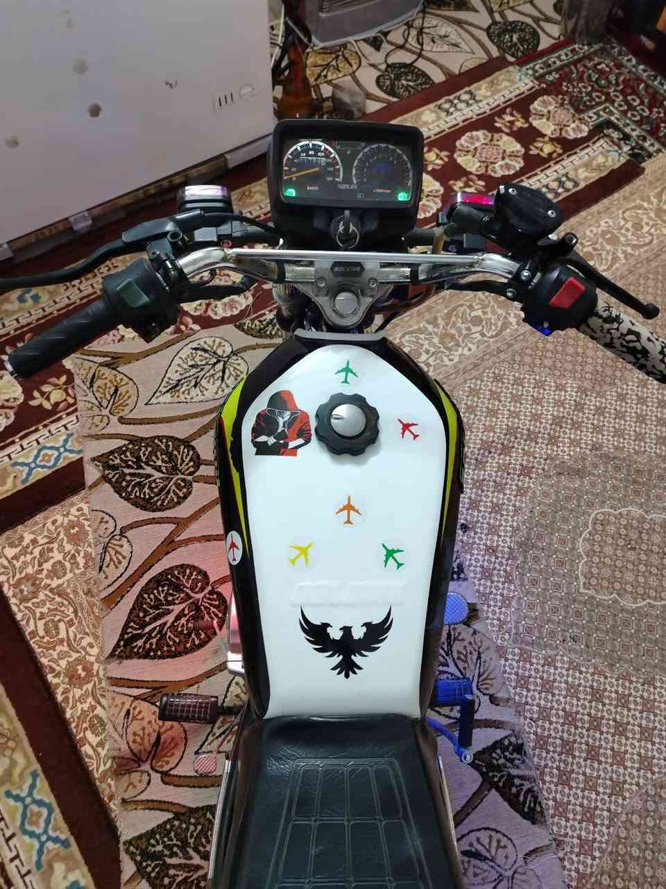 سلام عليكم للبيع سولنك باب اول وزن ثقيل سلف 5كير موديل 2024 محرك ما مفتوح شرط كهربيات نشرات فول رزانه سرعه فول ما بي كل عيب كلا علا بلادي منفيس سويج بلادي محرك150cc سعر 625مجال قليل للطيبين ***********
