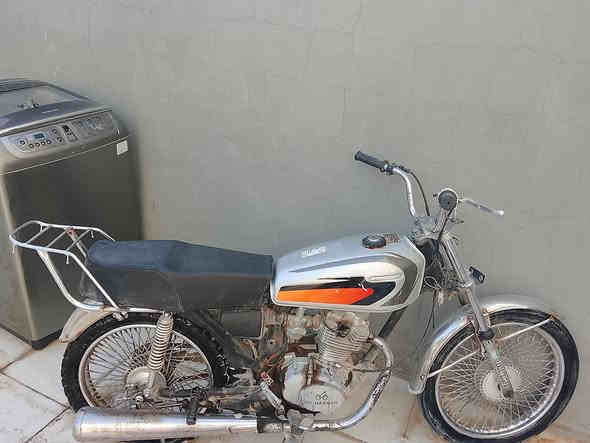 سلام عليكم اربعه كير كلك للبع سعر 200وبيه مجال عنوان نجف مجمع السلام السكني  ***********
