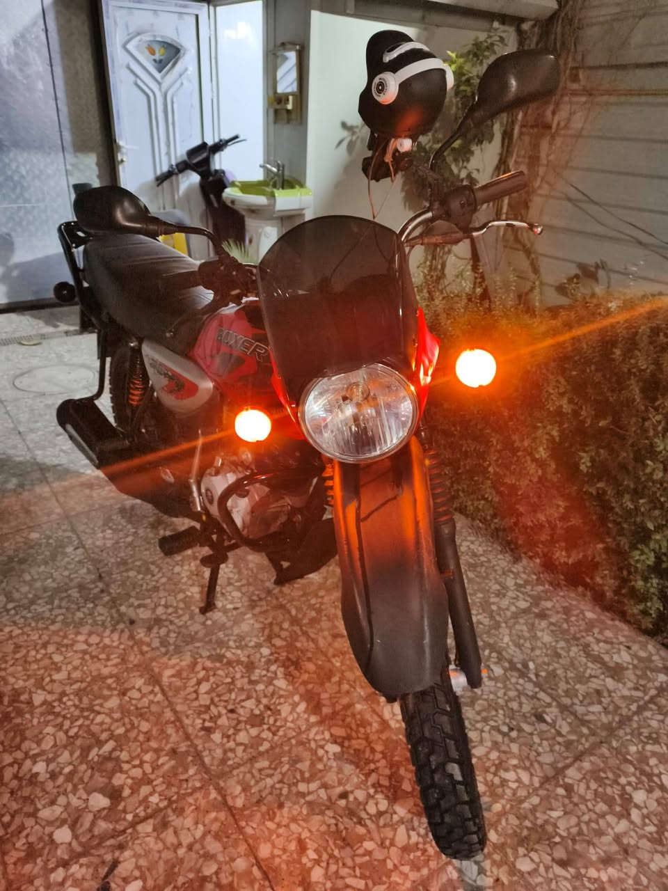 السلام عليكم بوكسر 2023 نازل ب2024 الدراجه استخدام قليل رقم انكليزي اشوكت متحب احولك مكفوله من كل النواحي العنوان البلديات السعر 2,600 بي مجال شي قليل 
***********
