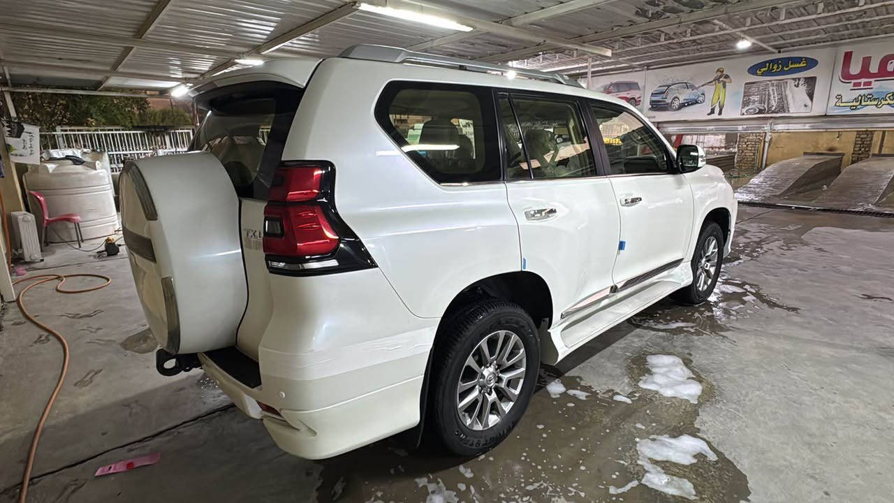 برادو 2021 
خليجيه مكفوله كفاله عامه من كلشي 
رقم اربيل بإسمي 
سنويه وهزه جديده 
ماشيه 71 الف 
السياره بوضع الشركة وجاهزه من كلشي 
دبل تانكي و6 سلندر وجلد
كاميرا امامي وخلفي 
وباقي المواصفات معروفه 
مكانهه الحله
*********** 
السعر 415 حلة, بابل
