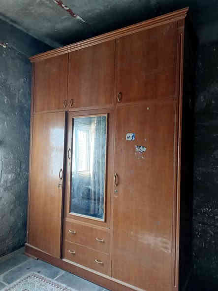 كنتور طابقين للبيع نظيف كلش السعر 200 للاستفسار ***********
