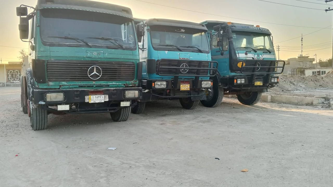 سلام عليكم للبيع المعرض على طريق كربلاء نجف خان النص عمود ***********05/٦٠٠
