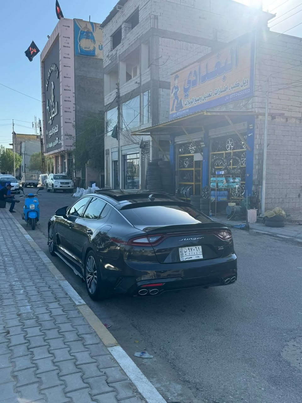 للبيع | كيا ستنكر  GT1 موديل 2019 🇰🇷
سيارة رياضية فخمة تجمع بين الأداء القوي، الشكل المميز، والتجهيزات العالية، وتناسب من يبحث عن سيارة عملية وممتعة في نفس الوقت.
المواصفات الأساسية
 ● الفئة: GT1
 ● الموديل: 2019
 ● الوارد: كوري
 ● المحرك: 3.3 لتر V6 توين تيربو
 ● القوة: 365 حصان
 ● ناقل الحركة: أوتوماتيك 8 سرعات مع بدلات تبديل
 ● نظام الدفع: خلفي
 ● الويل كب: ١٨
التجهيزات
 ● مقاعد جلد كهربائية مع تبريد وتسخين
 ● شاشة وسطية
 ● كاميرا خلفية
 ● فتحة سقف
 ● نظام صوت Harman Kardon
 ● تشغيل بصمة
 ● أنظمة أمان متكاملة
مودات تحكم سبورت 
السياره بيه قطع  صبغ ابيع حزام
مكان السياره كربلاء 
*********** كربلاء, العراق
