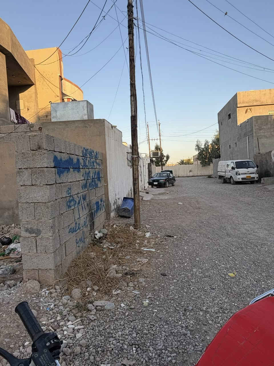 قطعه للبيع 130متر طابو صرف شرط تحويل حي السرور خلف دائرة مجاري قريبة على قطاع طوز الاستفسار الاتصال على رقم الهاتف: 
👍***********👍
