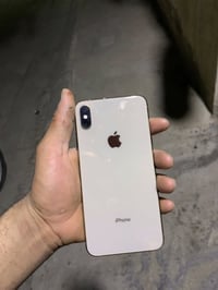 ايفون اكس ماكس ذاكره 256 بطاريه 76 كله بلادي فقط ضهر مبدل نموذج M  فيس...