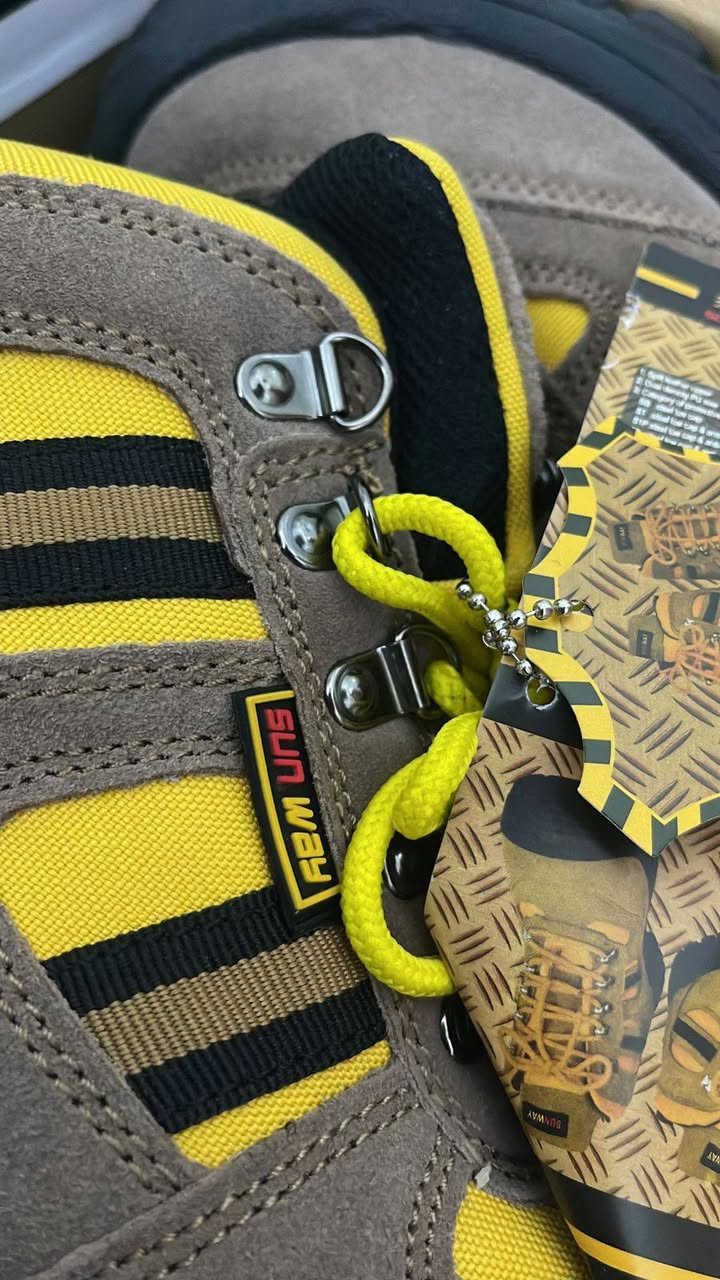 سيفتي رجالي قياس ٤٢ 
ماركه sunway 
جديد كارتون 
السعر ٥٠


**إذا كنت صاحب هذا الإعلان وتريد حذفه لأي سبب، رجاءا أرسل رسالة إلى الدعم الفني**