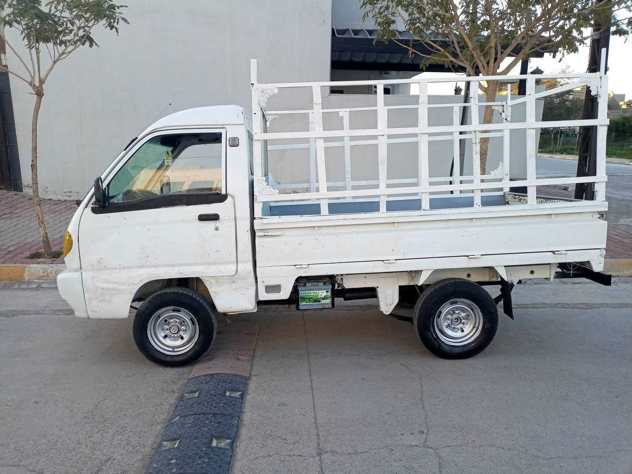 بسم الله مرحبا فاو للبيع تسلسل مرور كير محرك شرط لاصرف لا بخار اكسل شرط شاصي شرط حصيره مابي خويس كهربائيات كله شغال جنج وغلاف كامل دوشمه جديد دشبول بلادي بيه طخطخات بل باب السائق فقط سعر ١٦ بي مجال قليل ☎️ واتساب *********** اسيا ☎️ *********** تحياتي للجميع
