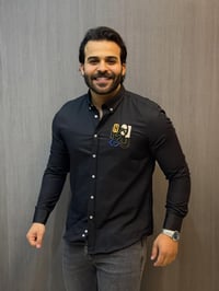 ⁨	⁨	⁨	⁨	⁨	⁨	⁨	⁨	قميص ماركة  سعر القميص 30 الف  القياسات  المتوفره (s,m...