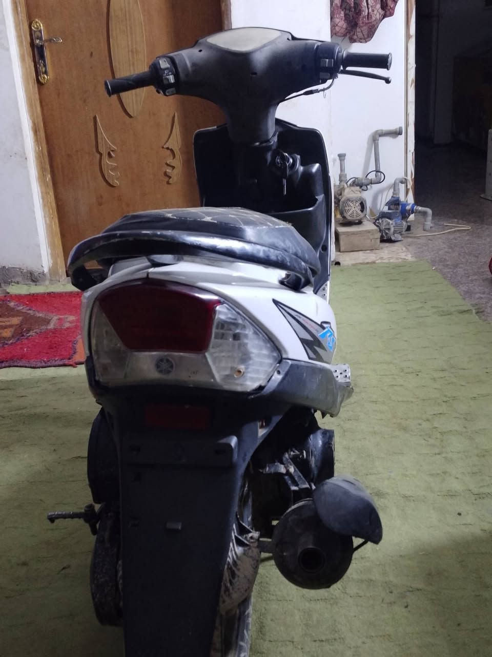 سلام عليكم ماكس عدله للبيع شغاله نكره سلف دراجه حلوه شلعه معدل فول سعرها 425 العنوان  حله نادر الرقم ***********
