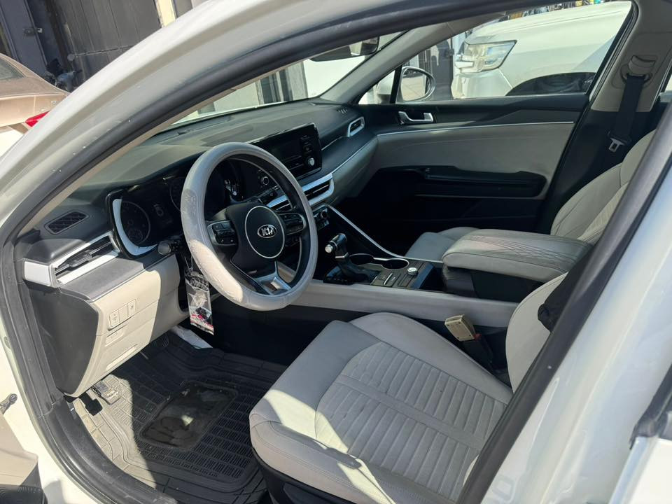 K5 موديل21 مكفوله من صبغ وتبديل بيها بارد قطعتين جديده ماشيه 80 الف السعر 185 للاستفسار ***********
