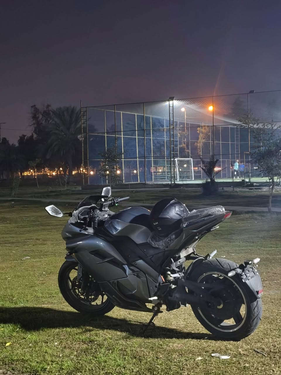 (بطح شحن)
بطح شحن للبيع  اشاره يسار وره وكدام مكسوره 
باقي كلشي مابيها وشغاله 
تواصل واتساب
***********
مكاني بغداد عطيفيه
