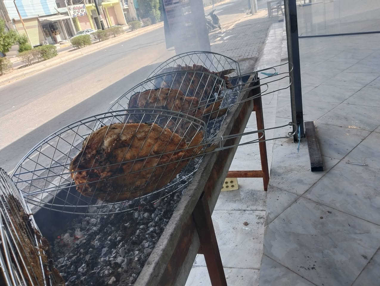 @اعلان
تعلن علوه الفرات المركزية فرع 2 

البيع ليوم الثلاثاء المصادف /2026/2/3

عن بيع باسعار الجملة 

الدجاج سعر الكيلوا 2250

السمك قفص شرط درجة اولى بدون شوي 5000

السمك القفص مشوي 6000

سمك طين 4500

سمك مشوي طين 6000

دجاج شوي القطعة. (10.000)

والشوي يكون حسب اختيار الزبون تنور او 
مسكوف مستعدون لتجهيز المناسبات والافراح وبسعار مناسبة 

العنوان الرمادي . شارع الملعب. مقابيل سوك سلاله

رقم الهاتف ‏‪0788 653 8680‬‏
 يوجد خدمة توصيل لكافة مناطق مدينة الرمادي
