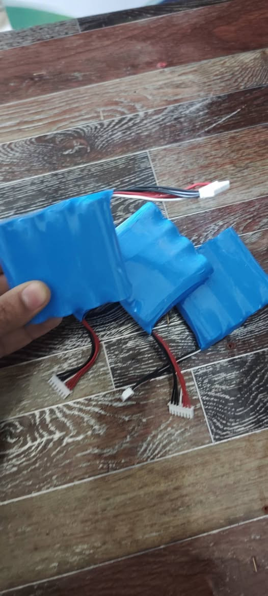 باورات شركه شاومي يشتغلن الباور سعر قطعه 2000
سعر بطاريه 4 قطع مزدوجه تجي 5000 

شكد متريد ادزلك توصيل 5 لمحافضات 

 ***********
