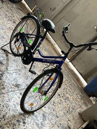 بايسكل بناتي • ٢٤ بوصة • نضيف