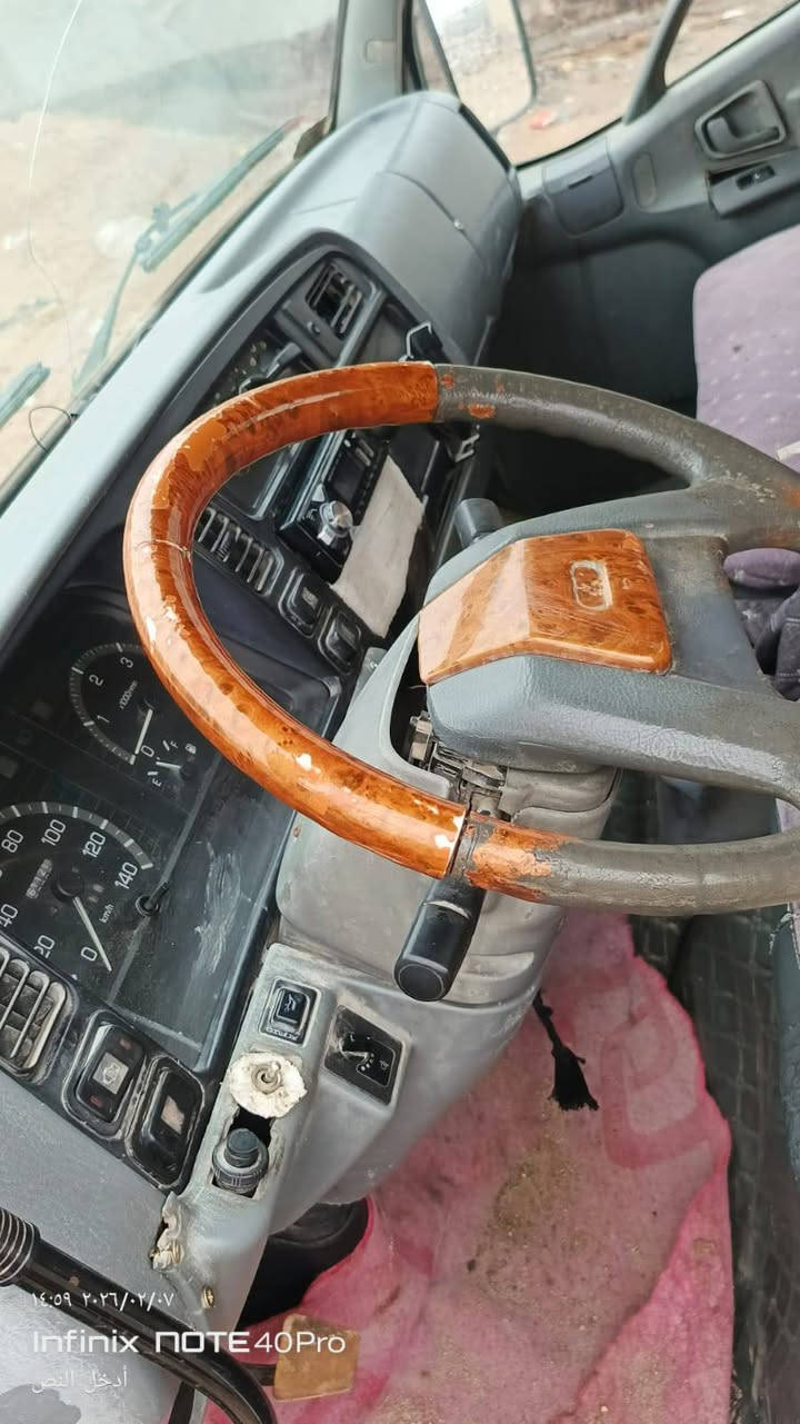 كنتر بزونه حمولة 3الليع مكان البصرة الستفسار ***********
