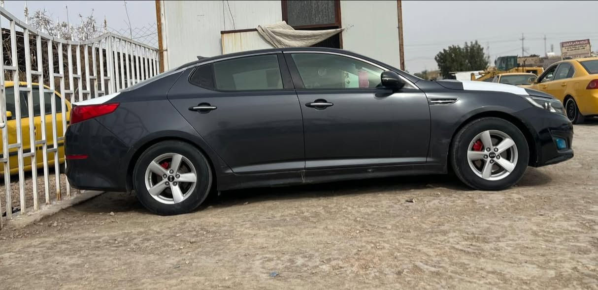 السلام عليكم كيه اوبتيمه 2015 وارد امريكي ضرر جاملغ بدون عابر وبيه قطعتين صبغ حداديه تبريد جاهزه مكينه جديده حاويه 2400 كير شرط تخم تاير سنويه 2028 تحويل مباشر السعر 96 وبيه مجال للطيبين مراوس ترهم مكاني رميثه ستفسار *********** 
واتساب ***********
