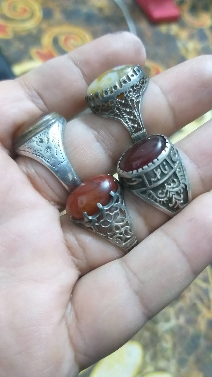 اربع خواتم فضه مختمه للبيع والسعر ١١٠ نهائي


**إذا كنت صاحب هذا الإعلان وتريد حذفه لأي سبب، رجاءا أرسل رسالة إلى الدعم الفني**