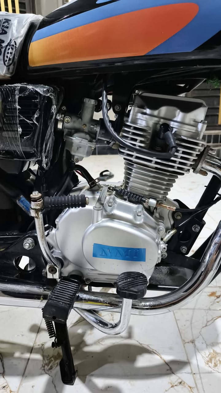 ماطور للبيع اربع اوراق كلهاا اصلي مبدل بيهاا بس والفات مديل٢٣ ***********
