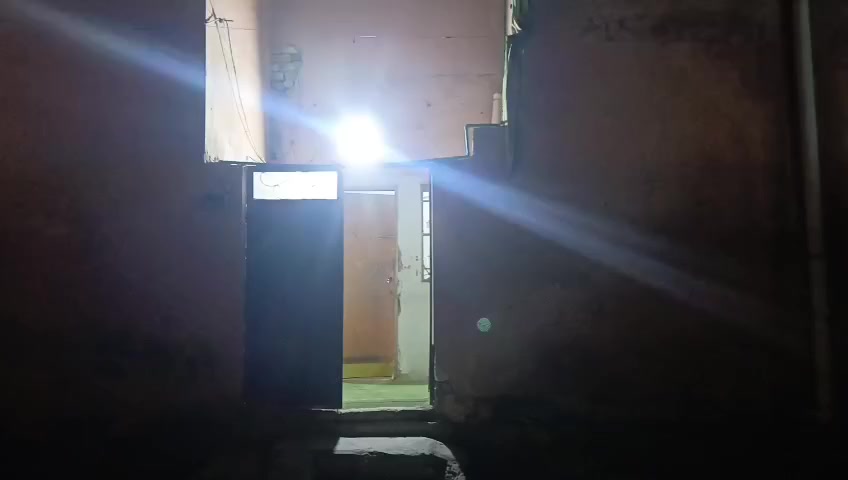 سلام عليكم
بيت 100م بل صالحيه خلف مجمع الصافي قرب مجسر الجديد بشارع نبي برهيم بيت بنيان قديم مستعجلين ع البيع ***********
***********
ملاحضه البيت فارغ حلين اليحب يستفسر ع الرقم ينتصل واني خادم
