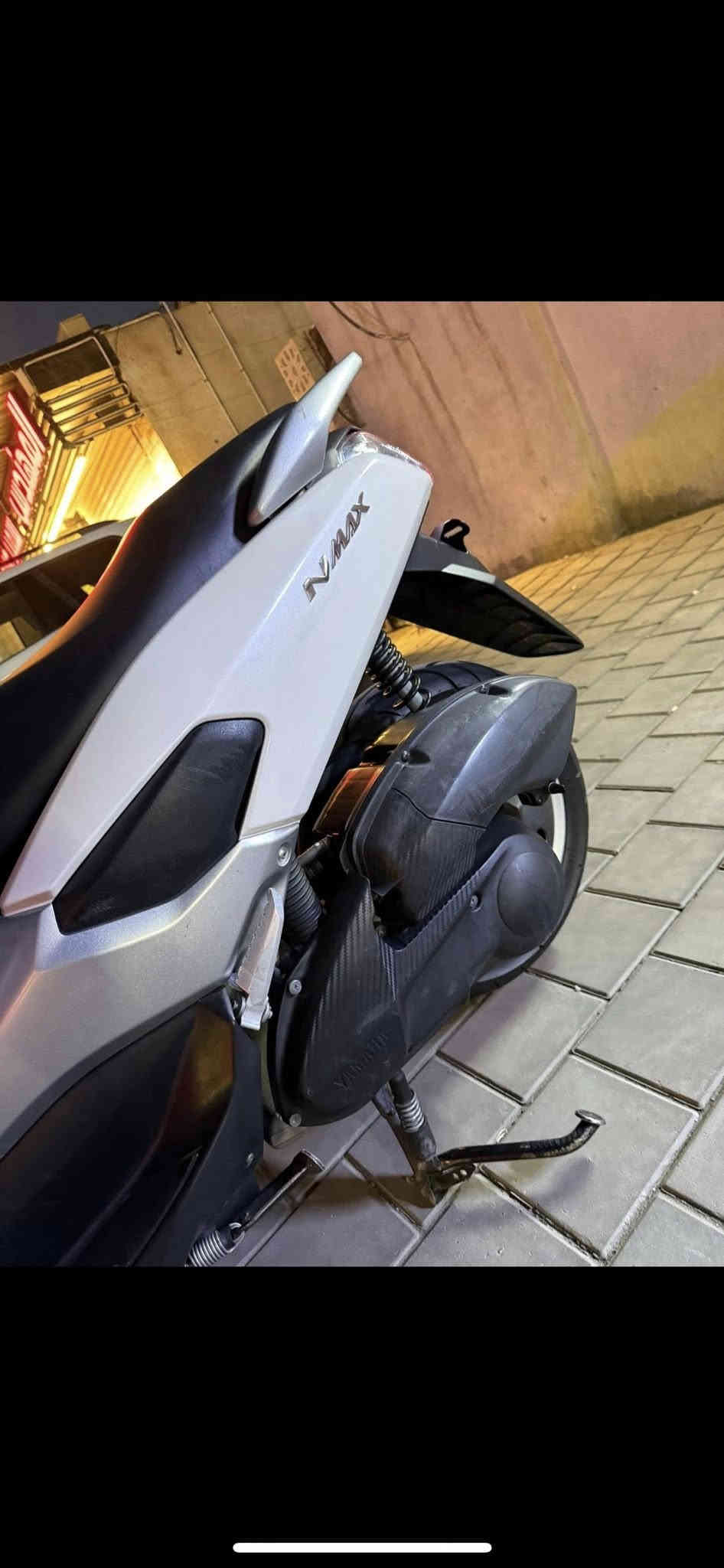 سلام عليكم دراجه Nماكس دراجه رنبه جديده خير من الله دراجه احله من الصور ماشيه قليل رنبه الدراجه مكينه 1500ناعمه جيب فيتر وفحص اوراق كامله ياباني المكان بغداد القاهره يم تانكي الماء الاستفسار*********** غير متواجد عل فيس السعر1850
