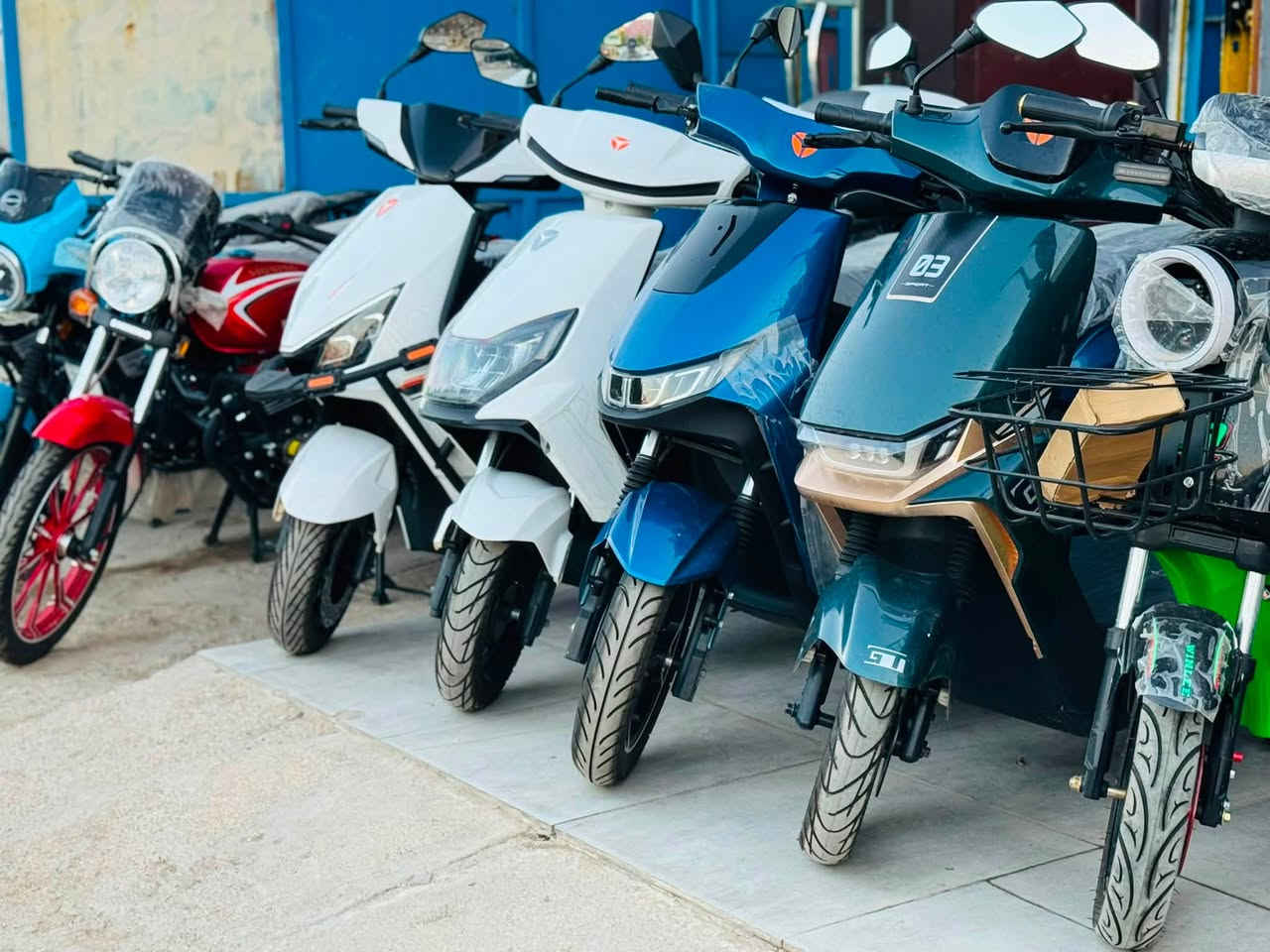 ⭕بدون مقدمة⭕ قصد قصد 
يعلن معرض حيدر للدراجات عن  البيع نقداً وبالتقسيط للموظفين كافة وبأسعار تنافسية، والمتقاعدين الذين يحملون ماستر كارد الرافدين وبدون مقدمة 👍
اقصاد بدون مقدمه ولمده 18شهر 
 
دايوان مرقم مديل 2026اصل 
دراجه شنك 5كير سلف 
🛵 سبيسي ياباني رمبة
🦅ستوتة جمره 2023 
دراجات شحن ضمان 
وباسكل شحن( R9 
ودراجه شحن ياديا ضمان 
دايوان و 4كير مستعمل جديد اصولي 

العنوان / الجعفرية مقابل ملعب الكوت الأولمبي

للإستفسار الأتصال على الأرقام📱*********** 
التواصل عل الخط والواتساب فقط
