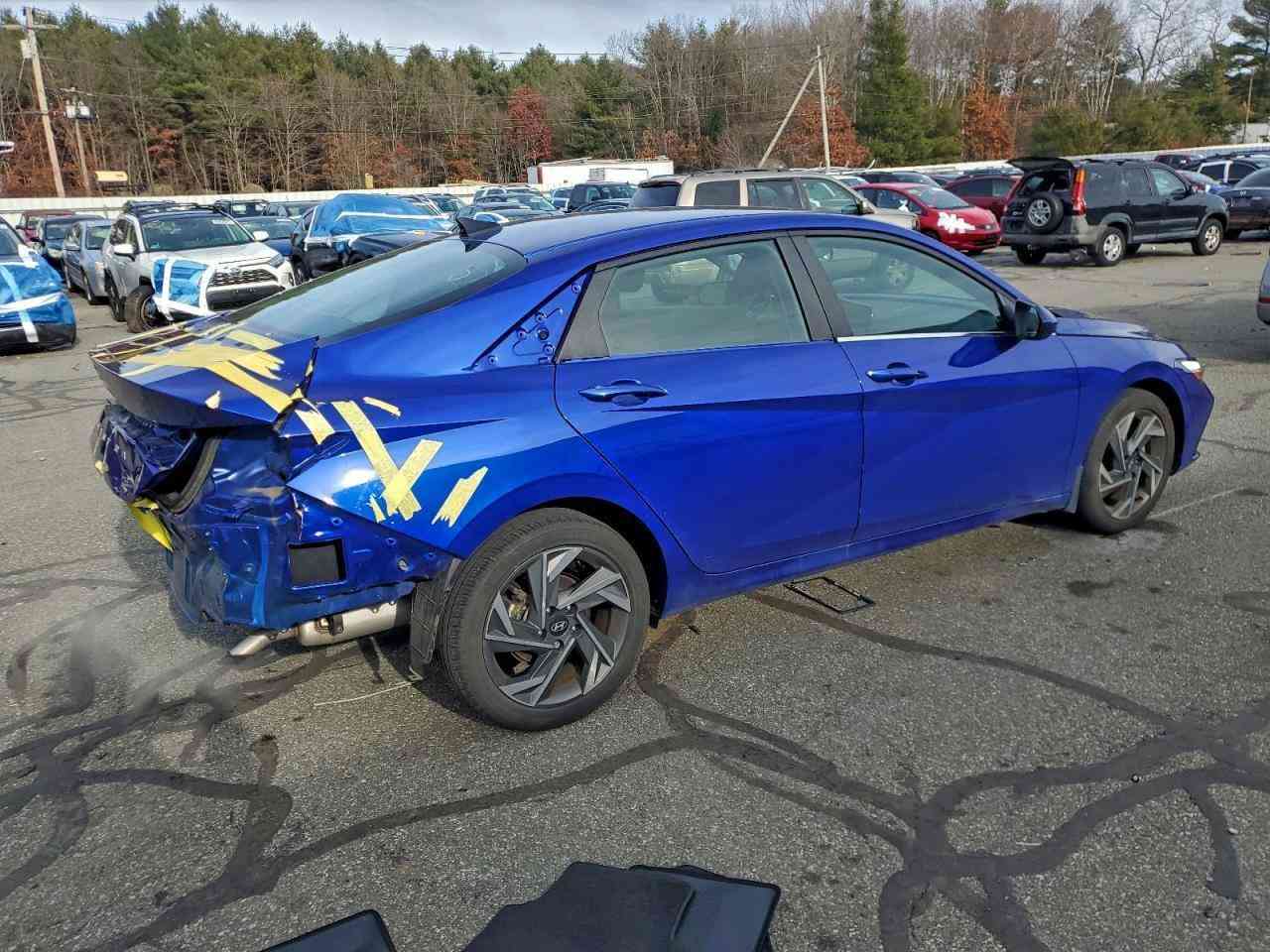 سلام عليكم هونداي ألانترة 2024 
ماشيه 19كليو 
مواصفات فتحه 
هواي بيه مواصفات 
موعد الوصول إلى ميناء العقبه /4/8
 التواصل ***********
مكان بغداد الدورة
