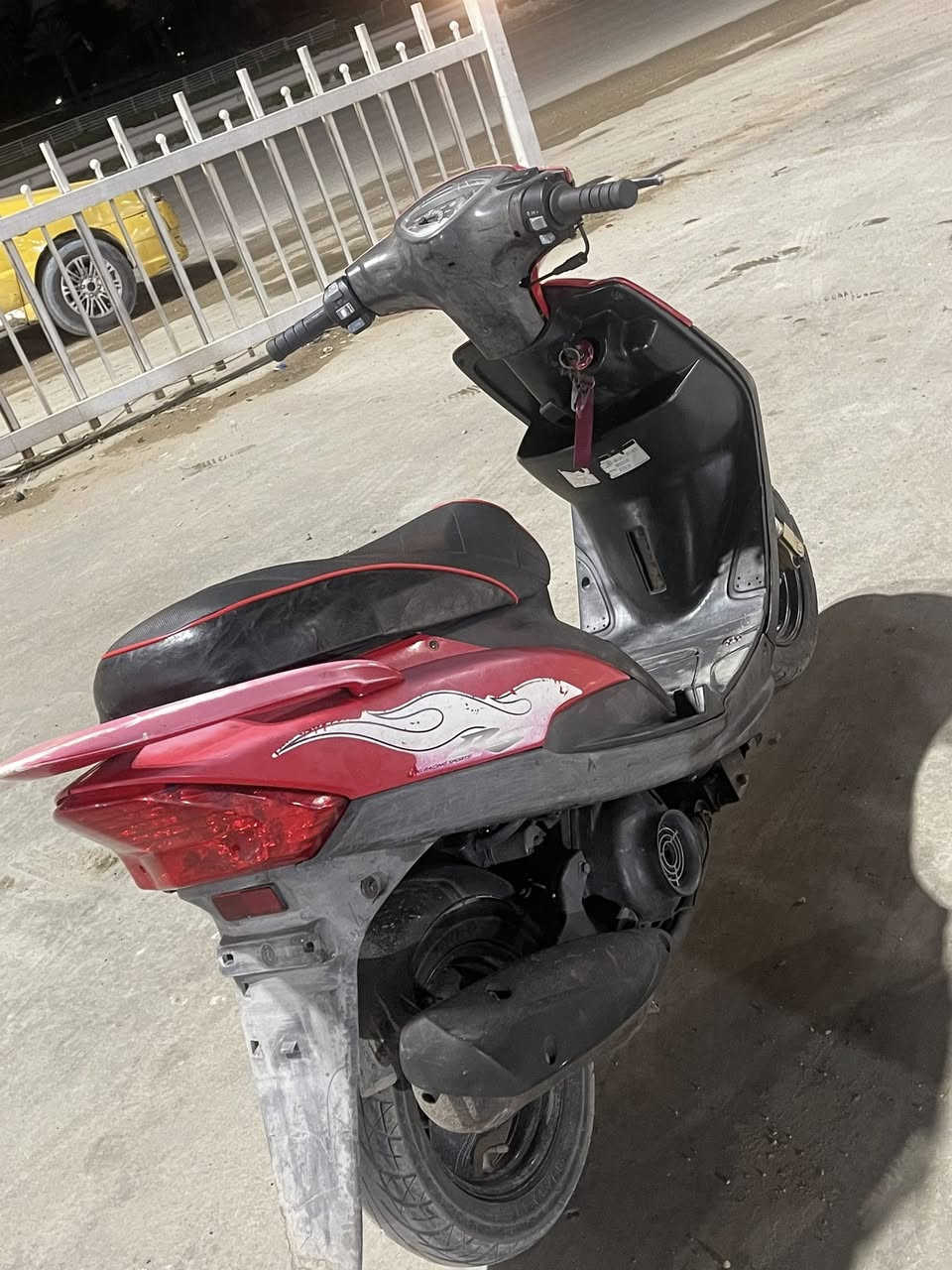 السلام عليكم عدله للبيع او مراوس بلاديه برغي مامفتوح بيهاا كامله من كلشي اي نقص مابيهاا شلعه ومعدل تخبل كهربائيات كلهاا كامله السعر 850  بيهاا مجال او مراوس مكاني بغداد الغزاليه ***********
