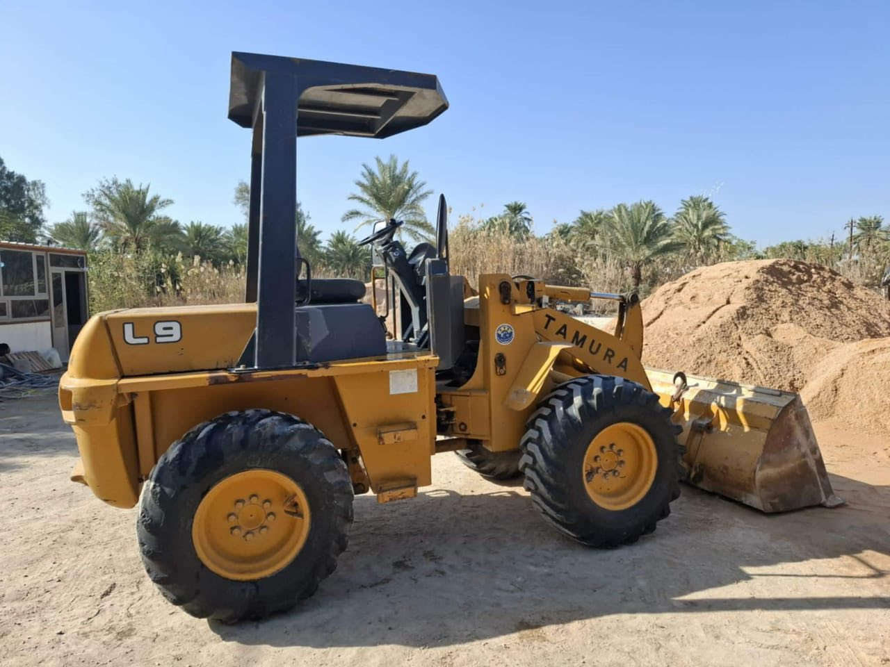 شفل للبيع TSM كفاله عامه رقم نجف تحويل مباشر موديل 2012 العنوان بغداد حجم 45 مكلف بالنشر للاستفسار 
‭0751 336 4706‬
‭0780 504 9776‬
