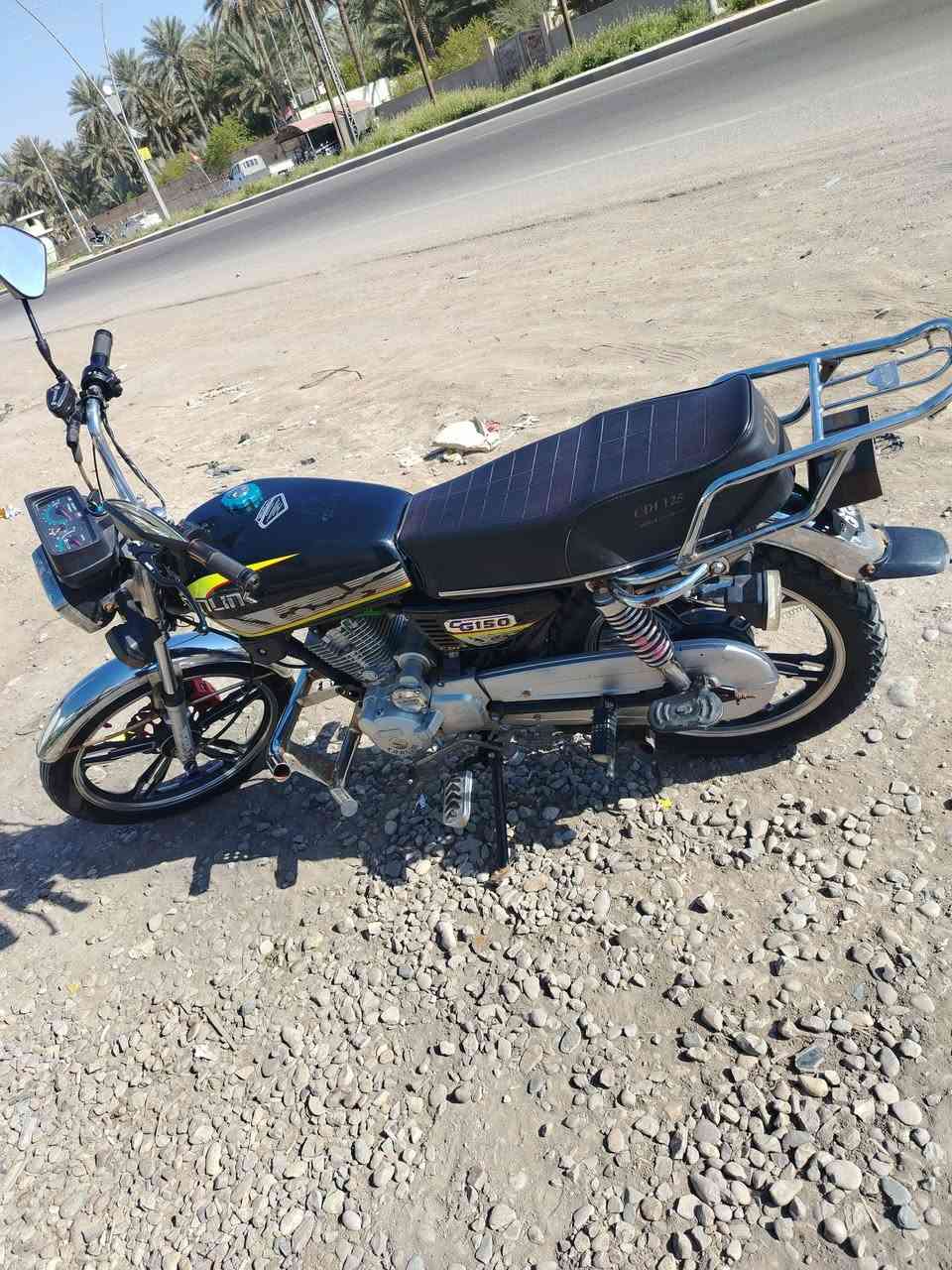 سلام عليكم دراجه سيفان موديل 23 مراوس بتايكر أو سيفان.. حسبت القناعه.. المكان دياله شهربان ***********
