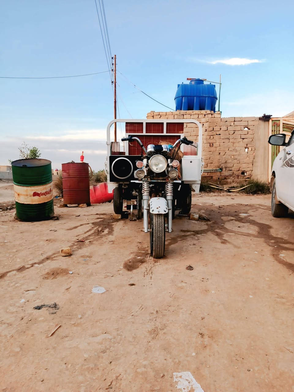 السلام عليكم ستوته دايون 20 بس البدي فحل للبيع او مراوس تعمير26
بس المكينه20 رقمي ***********
