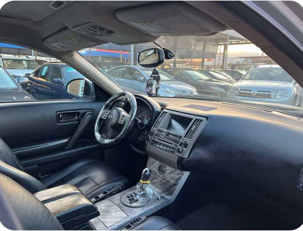 ئینفنیتی 2005 FX35
4پارچەی بێ لێدان
فول مواسفات 
سلایت و کوشن جلد
سەنەوی تازەیە غرامات 3وەرەقەی لسەرە
78$وەرەقەو معاملە گۆرینەوەش دەکەم 
*********** Singapore
