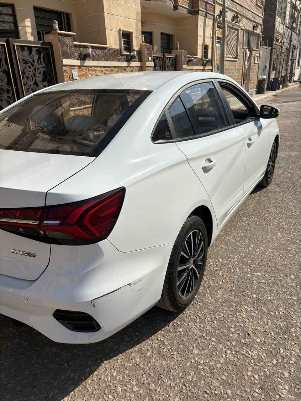 MG 5 Plus 2025
محرك 1500 ماشية 7500 قطعتين تبريد بصمة رقم كربلاء باسمي بعدها بضمان الشركة 
للاستفسار ***********
