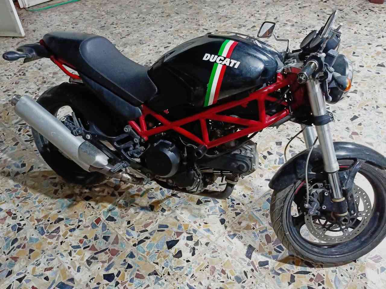 سلام عليكم
دراجه للبيع بطح النوع ( دوكاتي حجم المحرك 400cc  بستمين كبار موديل 2010) الصنع إيطالية الدراجه بوضع وكاله بلادي (سعر 1350 الف) وبيه مجال للشراي ***********
