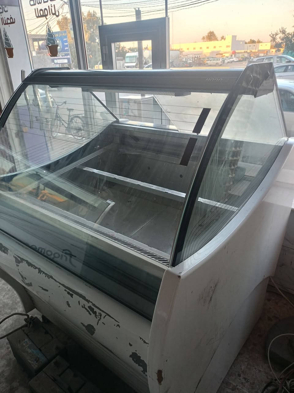 السلام عليكم..
عارضة آيس كريم تجميد 8 بلانك الحجم الكبير 
العنوان /الكوفة ..للاستفسار الاتصال بالرقم *********** أو خاص
